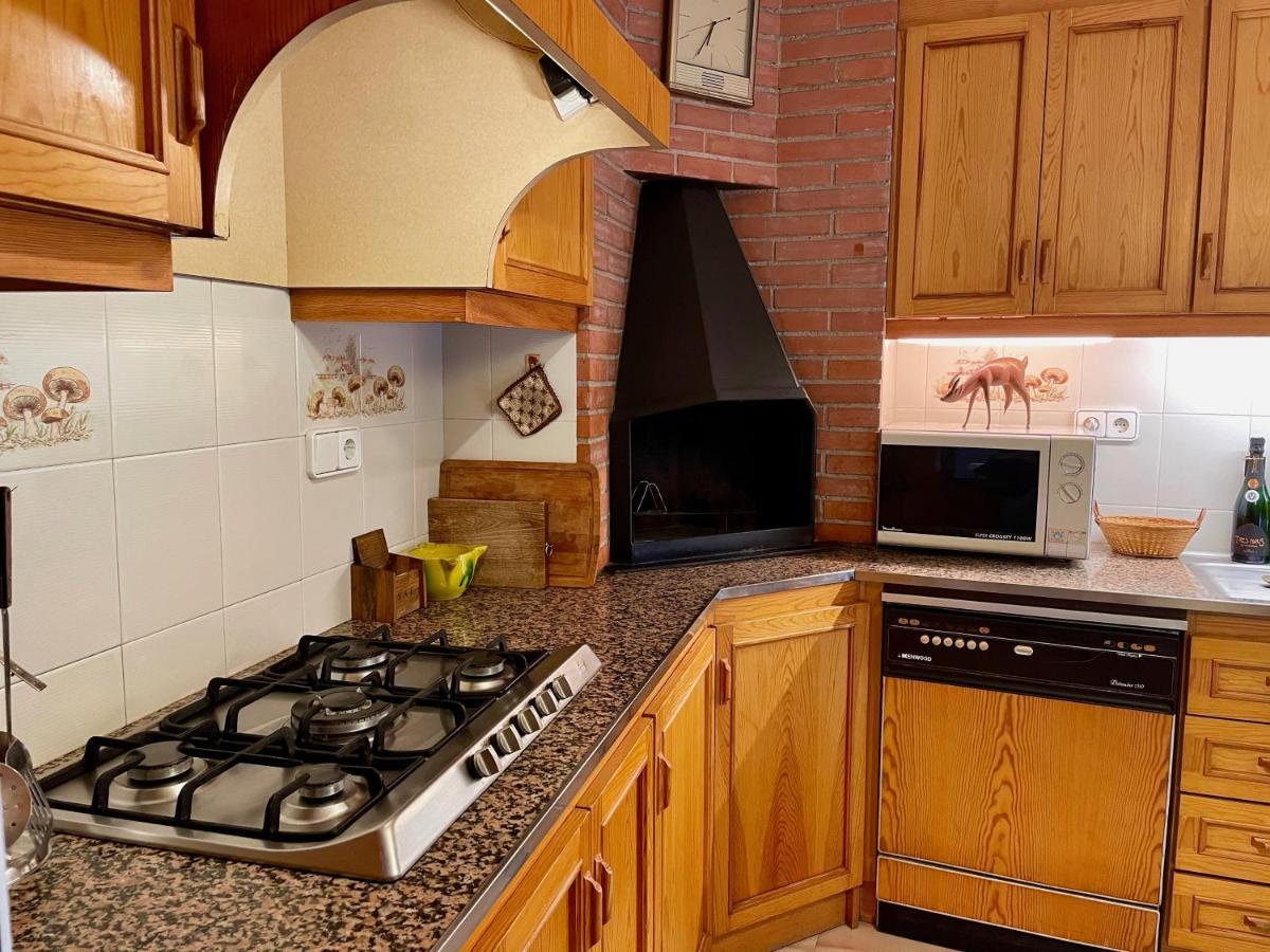 Ca Blai De Brull En El Centro De Tivissa Apartment Luaran gambar
